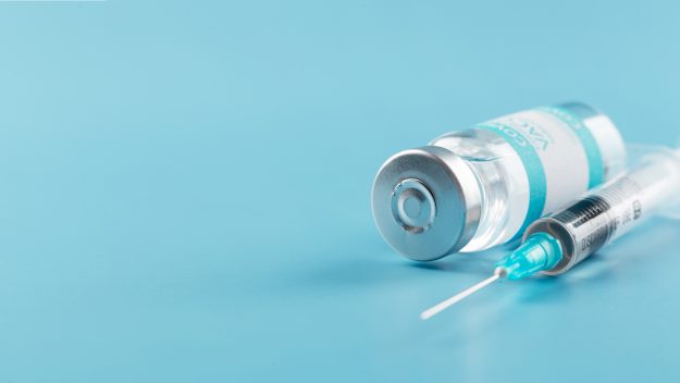 healthcare-coronavirus-vaccine-arrangement
