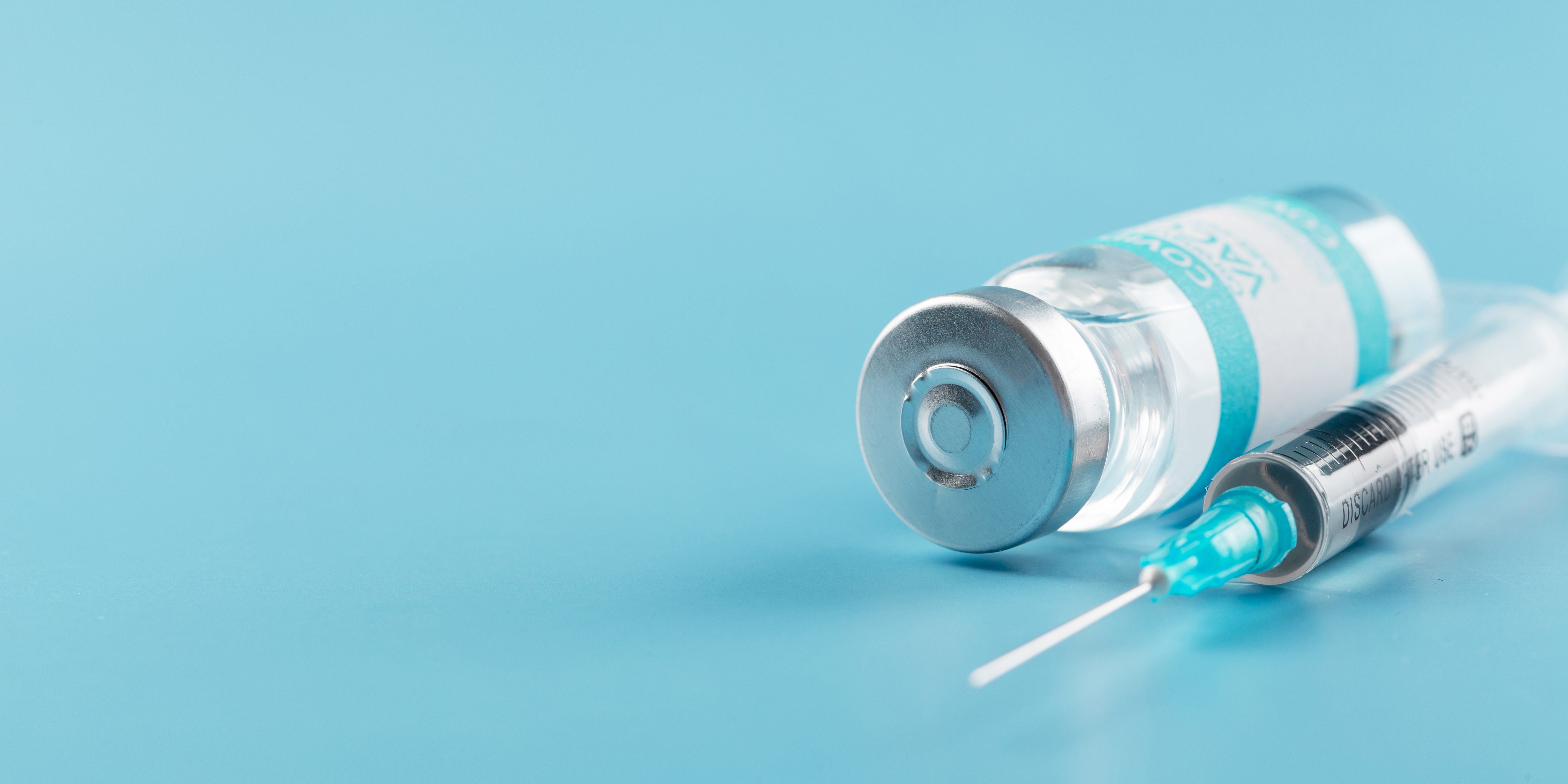 healthcare-coronavirus-vaccine-arrangement